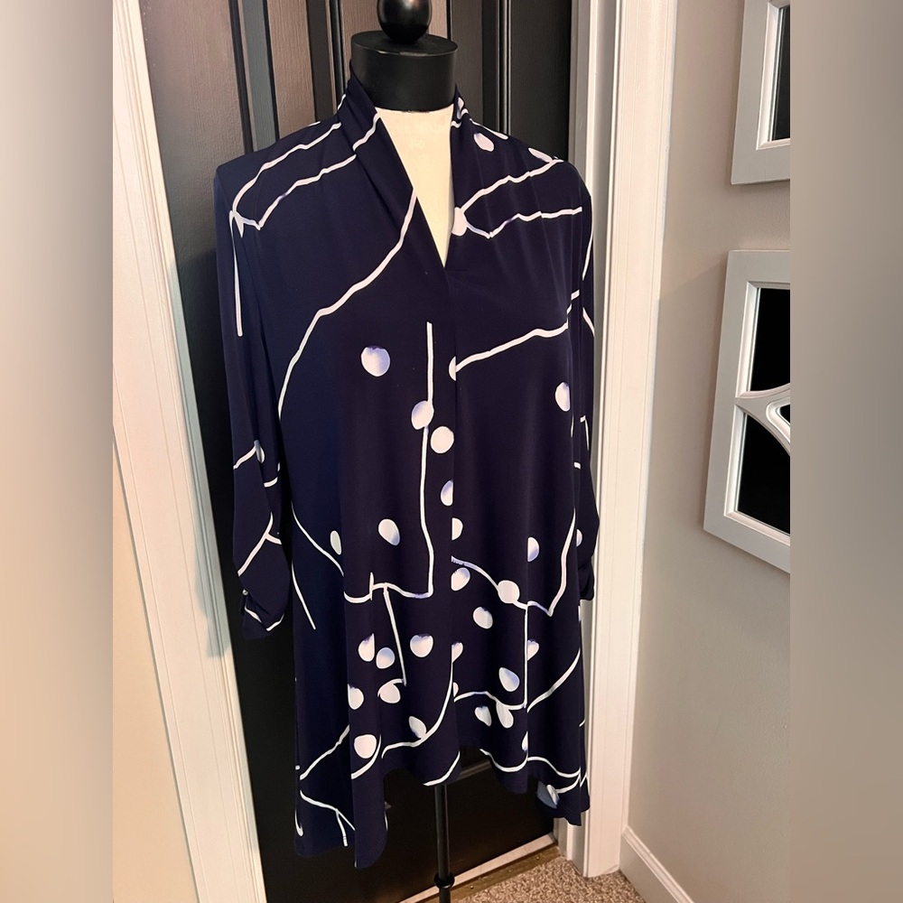 Clara Sunwoo Navy and White Tunic